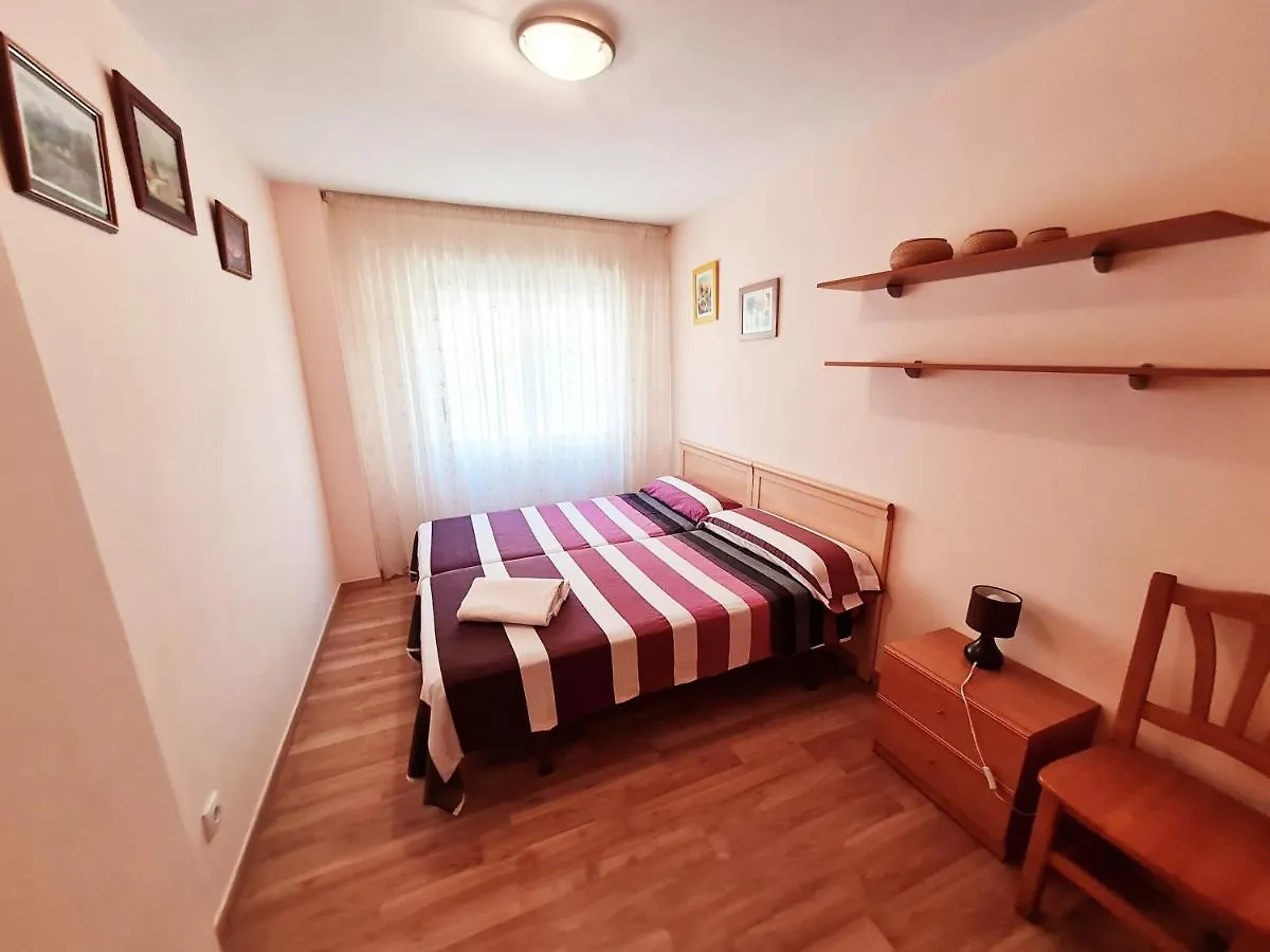 Apartamento Aqua La Pineda 0*,  Spain